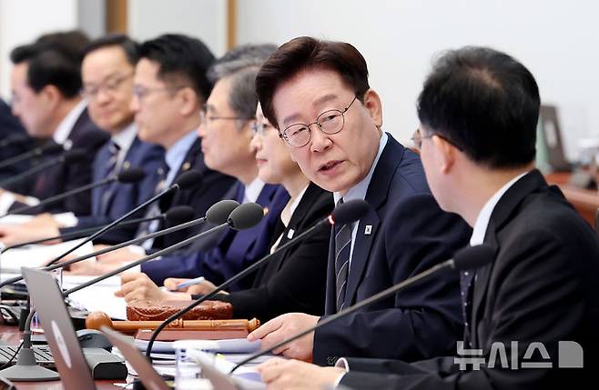 [서울=뉴시스] 김진아 기자 = 이재명 대통령이 1일 청와대에서 열린 국무회의에서 발언하고 있다. (청와대통신사진기자단) 2026.09.01. bluesoda@newsis.com