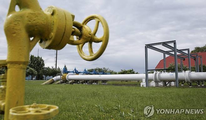 우크라이나의 한 가스 계량소에 설치된 가스 파이프라인 [EPA=연합뉴스 자료사진. 재판매 및 DB 금지]