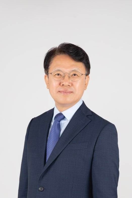초대 중수청장 후보로 추천된 김관정 김관정법률사무소 대표변호사 /행정안전부