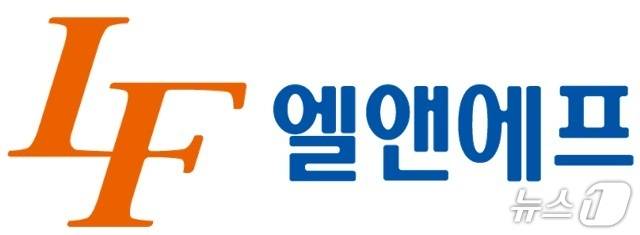 (서울=뉴스1) 박기범 기자 = 엘앤에프(066970)가 울트라 하이니켈·46파이 제품의 판매 확대와 리튬인산철(LFP) 양극재 사업 본격화에 대비해 전환사채(CB) 발행을 검토한다. 엘앤에프 CI.