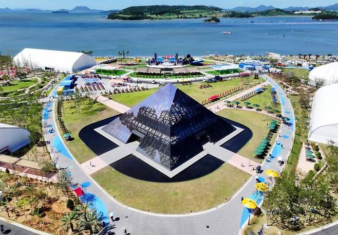 2026 여수세계섬박람회 개막식이 열린 5일 오전 전남광주 여수시 돌산읍 진모지구 주 행사장 전경. 연합뉴스
