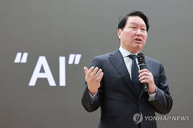 AI 패권 경쟁 주제로 강연하는 최태원 회장 [연합뉴스 자료사진]