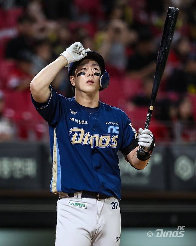[서울 =뉴시스] 프로야구 NC 다이노스 박건우가 10일 광주-기아챔피언스필드에서 열린 2026 신한 쏠 KBO리그 KIA 타이거즈와의 경기에서 타석에 들어서고 있다. (사진=NC 다이노스 제공) 2026.09.10. *재판매 및 DB 금지