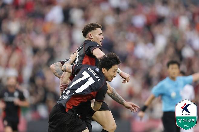 부천 갈레고가 12일 제주를 상대로 2-2 동점골을 만들어냈다. 한국프로축구연맹