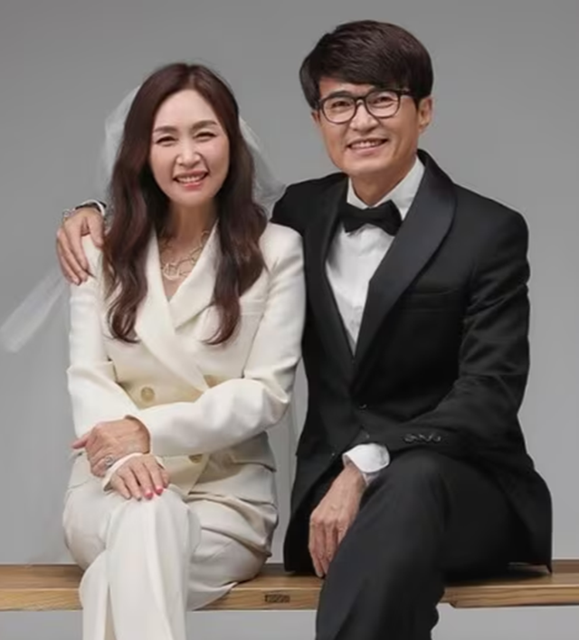 She won the lawsuit. However, claiming that as the victim, I am suffering more loss, she took the case all the way to the Supreme Court. Yet, the outcome remained unchanged.The legal battle that spanned approximately two years between A, who was in a de facto marital relationship with the son of singers Hong Seo-beom and Jo Gap-kyung, has come to an end. As the Supreme Court rejected As appeal, the appellate courts ruling ordering A to pay 30 million won in alimony and 800,000 won per month in child support to the son was finalized.The dispute between the two began in 2024. A claimed that while maintaining a de facto marital relationship with B, the relationship broke down after B engaged in an inappropriate relationship with a coworker shortly after she became pregnant and subsequently left the house.The first-instance court ruled that B was at fault for the breakdown of the de facto marital relationship. It ordered B to pay A 30 million won in alimony and bear the burden of 800,000 won per month in child support.However, A, who had won the case, appealed. She believed that the alimony and child support determined by the court were insufficient compared to the damages she had suffered. Consequently, the First Family Division of the Daejeon Family Court, handling the appeal, issued a partial victory ruling for the plaintiff, Ms. A, on June 25.Afterward, Ms. A expressed strong dissatisfaction. She lamented, Even if I receive alimony, I have to pay more because of the money given under the pretext of investment, and the child support remains the same, asking, Why must I, the victim, suffer more damage and live at a loss? Ultimately, she filed an appeal to the Supreme Court in July to seek a ruling, but the judgment remained unchanged.With the dismissal of the appeal without further hearing, the appellate courts decision was finalized, leaving Ms. B responsible for the breakdown of the de facto marriage, as well as her obligation to pay 30 million won in alimony and 800,000 won per month in child support, intact.There was a separate financial issue behind Ms. As claim that she was at a greater loss. According to reports citing the court ruling, B provided financial support for As opening of a Pilates center, and the court ruled that A must return 30 million won to B following the breakdown of their de facto marriage.Ultimately, while A received 30 million won as alimony for the breakdown of the de facto marriage, the structure dictates that A must return the same amount of 30 million won in separate financial matters. This explains why A expressed dissatisfaction, stating, Even though I receive alimony, I have to pay more because of the money given under the pretext of investment.Meanwhile, Hong Seo-beom and Jo Gap-kyung personally apologized as the controversy surrounding their sons private life intensified. At the time, the couple stated, We have personally reviewed relevant materials, including the court ruling, and the progress of the lawsuit, and have gravely confirmed that there is a discrepancy between what we were previously informed of and the actual situation.They added, We will strictly guide our son through his legal representatives to ensure that obligations under the first-instance ruling, such as child support and alimony, are promptly fulfilled, and We will keep a close watch on him to ensure he fulfills his responsibilities as a father to the very end. Mr. A won the case legally. However, the legal battle came to an end without him obtaining the level of compensation he had wanted.