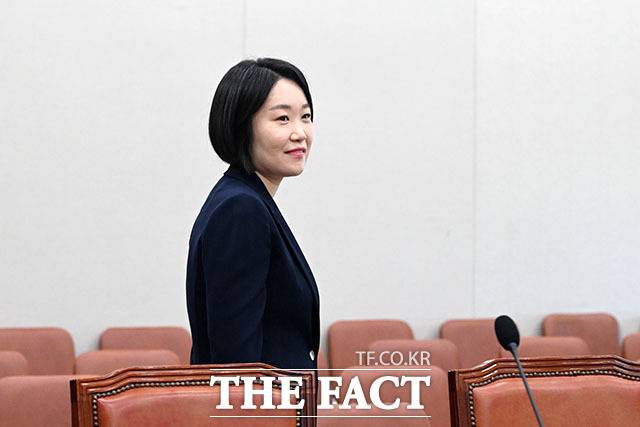 이소영 중소벤처기업부 장관 후보자가 15일 오전 서울 여의도 국회에서 열린 인사청문회에 참석하고 있다. /국회=서예원 기자