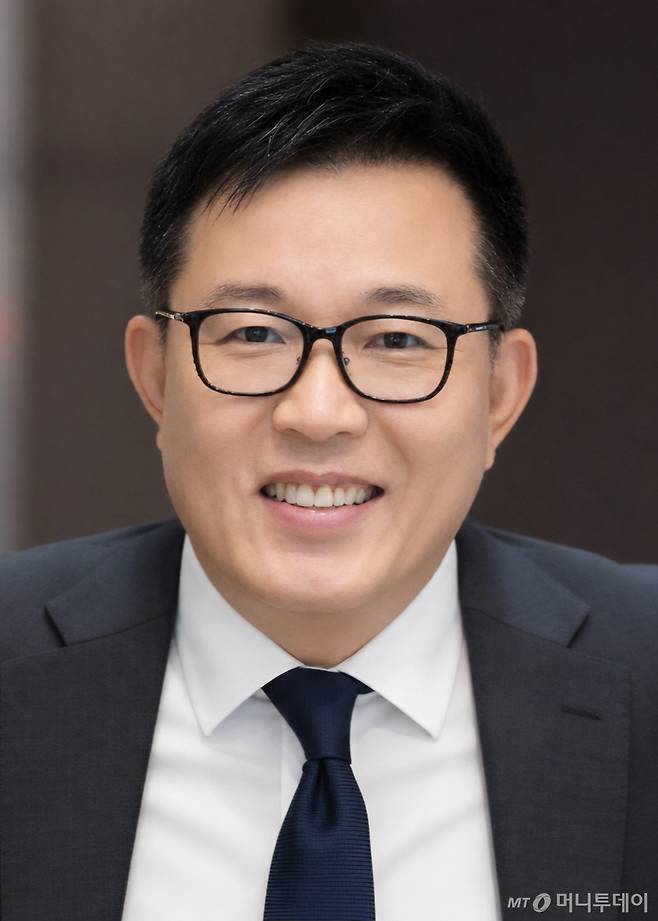 유효상 유니콘경영경제연구원장