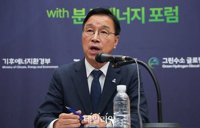 위성곤 제주특별자치도지사가 15일 제주ICC에서 열린 기후에너지환경부 기자단과의 간담회에서 발언을 하고 있다.ⓒ제주특별자치도