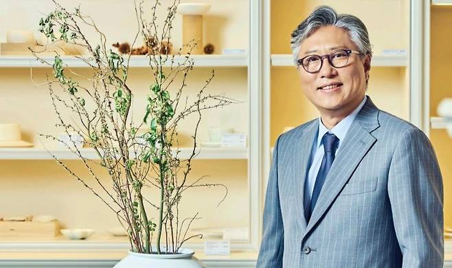 김경배 한국공예디자인문화진흥원장은 더 나은 일상을 만드는 공공디자인을 추구한다. 한국공예디자인문화진흥원 제공