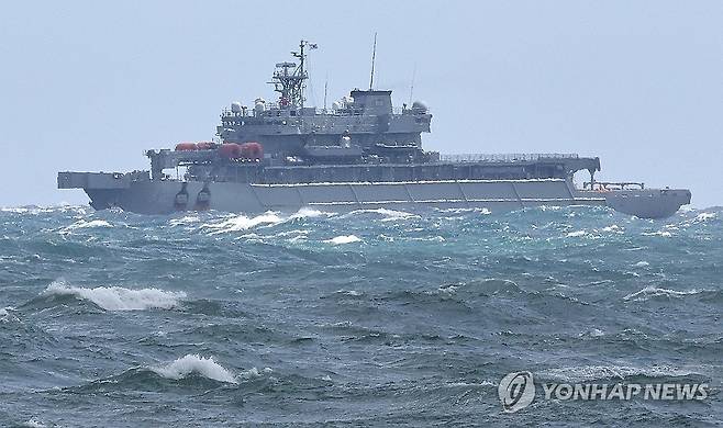 부산 앞바다 예인선 전복 사고 실종자 수색 [연합뉴스 자료사진. 재판매 및 DB 금지]
