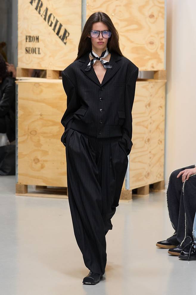 김해김 2026 가을 겨울 컬렉션