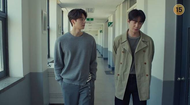 Lee Jun-young, who returned as a conductor after nine years, remembered everything.In the tvN weekend drama Four Hands aired on the 19th, Kang Bi-oh (played by Song Kang) met Choi Jung-yo (played by Lee Jun-young) again.On this day, Kang Bi-oh saw Choi Jung-yo, whom he had been searching for so desperately, conducting on the competition stage. Choi Jung-yo had become a conductor under the name Luca Dominico. Kang Bi-oh immediately rushed to meet Choi Jung-yo, but Choi Jung-yo claimed not to know him. Kang Seung-woon (played by Jung Jin-young), who had watched the competition video, also contacted Yoon Sun-joo (played by Seo Jae-hee) to inform her that Choi Jung-yo had appeared.The next day, Choi Jung-yo won the competition in the final round. When asked about the speculation that she was the Choi Jung-yo who went missing nine years ago, Choi Jung-yo stated, I do not want my music to be tarnished because of my past, and asked to refrain from asking personal questions before leaving. In a subsequent interview, Choi Jeong-yo stated, I lost all my memories in an accident nine years ago, and upon seeing this news, Kang Bi-oh was so shocked that he was unable to speak.After several attempts, Kang Bi-oh finally met Choi Jeong-yo. Choi Jeong-yo calmly greeted him in English, saying, Nice to meet you, but when Kang Bi-oh approached, she pushed him away, asking, What are you doing? Kang Bi-oh confessed, I thought you were dead, so I am truly grateful that you have returned alive, and bombarded her with questions, but Choi Jeong-yo responded coldly. Choi Jeong-yo even refused his request to hug her just once.Kang Bi-oh met Choi Jeong-yo again at the school where the two shared memories. Choi Jeong-yo apologized for her rude behavior, saying, I was sorry back then. Kang Bi-oh introduced her to the school and asked why she had come to Korea, to which Choi Jeong-yo revealed that she had received an offer to be a guest conductor for the Korean Symphony Orchestra.In the ensuing interview, Choi Jeong-yo said, I am sorry for what happened back then. When Choi Jung-yo asked, Were you close? I heard we entered a competition together, Kang Bi-o replied, Well, I thought we were close. The reason Choi Jung-yo switched to conducting was because she had suffered a gunshot wound to her right shoulder nine years ago. Confessing this, Choi Jung-yo said, Cant you get out of a slump if you try hard enough? Not for me. I actually envy you more, Bi-o.Kang Ji-hye (Yoon Se-ah) objected to Kang Seung-woons plan to use Choi Jung-yo as a guest conductor. When Kang Ji-hye asked, Dont you think about the pain Bi-o will suffer? Kang Seung-woon, feeling frustrated, revealed, Your son wasnt hurt back then; he grew.Hong Jae-in (Jang Gyu-ri) met with Choi Jung-yo, told her that Kang Bi-o had been searching for her, and proposed a collaboration with him. Kang Bi-oh refused after hearing this from Hong Jae-in, but this time, Choi Jeong-yo revealed to Kang Seung-woon that she wanted to collaborate with Kang Bi-oh. Choi Jeong-yo, who claimed to have lost her memory, actually remembered everything.