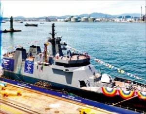 지난 1월 HD현대중공업이 필리핀 해군에 인도한 2400t급 원해경비함(OPV) 라자술라이만함. HD현대중공업 제공