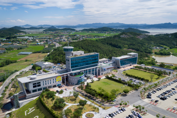 신안군청 전경