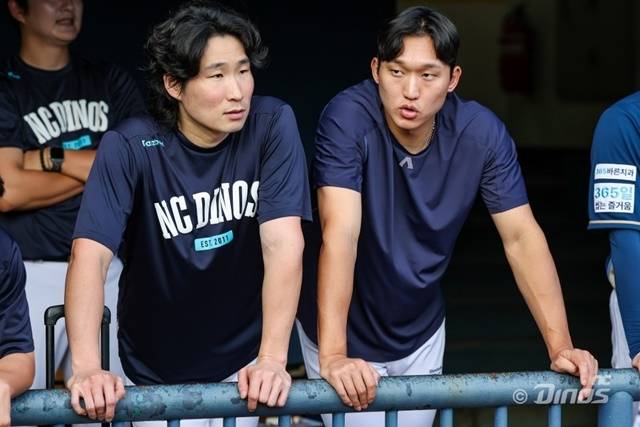 이재학과 구창모. 사진=NC 제공