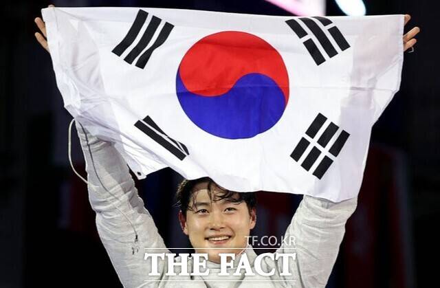 2026 아이치·나고야 아시안게임 한국선수단 최우수선수(MVP)에 '부상 투혼'을 보여준 남자 펜싱 2관왕 오상욱(30·대전광역시청)이 선정됐다. /뉴시스
