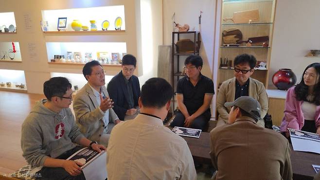 송석준 국회의원이 코리아스타트업포럼 회원사 대표들과 이천밸리 조성을 주제로 간담회를 열었다. 송석준 의원실 제공