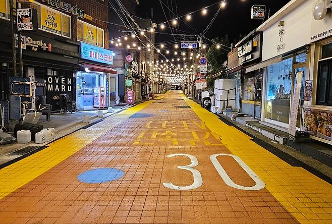 새 단장 마친 쌍문역 둘러상점가 [도봉구 제공. 재판매 및 DB 금지]