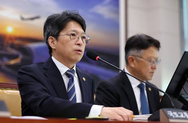홍지선 국토교통부 장관이 7일 국회 국토교통위원회 국정감사에 참석해 발언 중이다.ⓒ뉴시스
