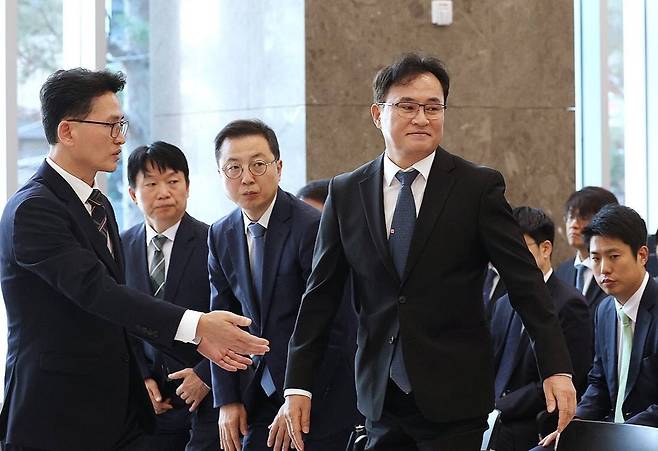 7일 서울 중구 중대범죄수사청에서 열린 취임식을 마친 뒤 행사장을 나서고 있는 최재민 서울지방중수청장. 연합뉴스