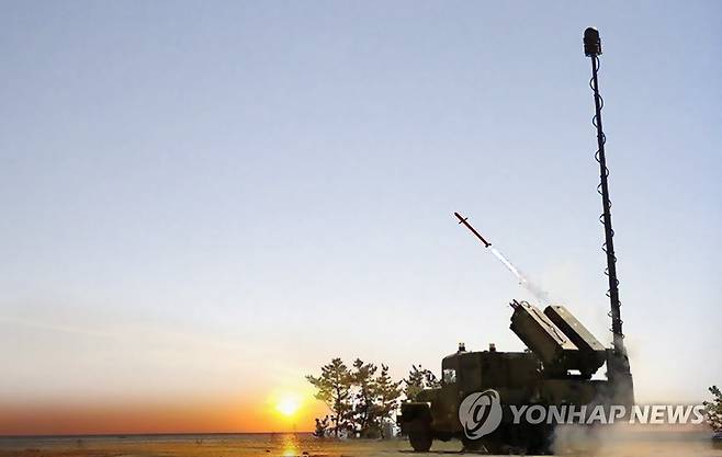 비궁 지대함유도로켓 [국방과학연구소 제공. 재판매 및 DB 금지]