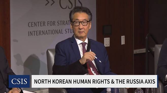 빅터 차 미국 전략국제문제연구소(CSIS) 지정학·외교정책 부문 대표 겸 한국석좌가 14일(현지시간) 워싱턴DC CSIS에서 열린 ‘북한 인권과 러시아의 연계’ 토론회에서 발언하고 있다. (사진=CSIS 웹캐스트)