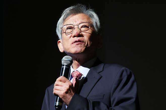 Director of National Museum of Korea You Hong-june speaks during a seminar held at the museum in central Seoul on Sept. 10. YONHAP