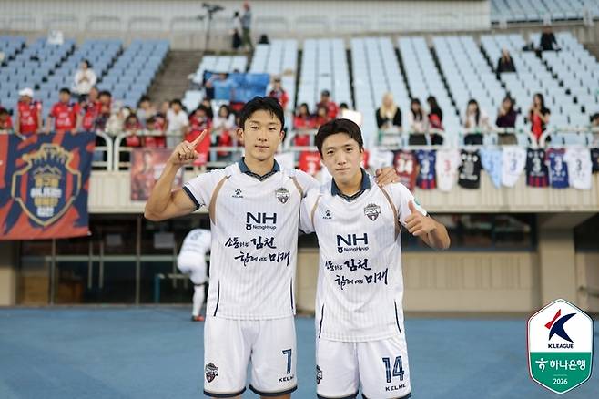 고재현(왼쪽)과 박세진. 사진 | 한국프로축구연맹