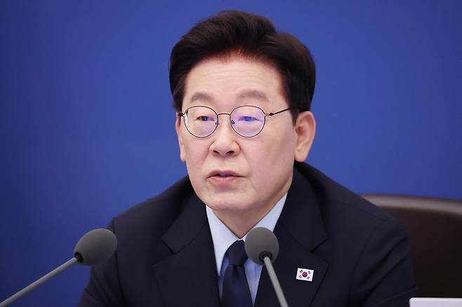 이재명 대통령이 15일 청와대에서 열린 수석보좌관회의에서 발언하고 있다. ⓒ청와대통신사진기자단