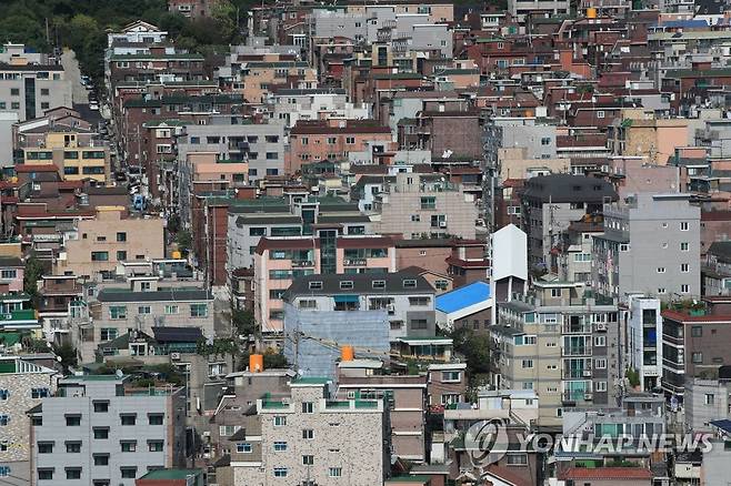 2018년 서울시가 도시재생 뉴딜 사업지로 선정한 금천구 난곡동 일대 당시 모습 [연합뉴스 자료사진]