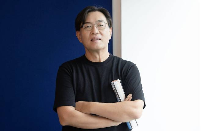 ▲인도 10년 스타트업 생존기를 그린 책 ‘매스니치 서바이벌’의 실제 주인공인 이철원 어피닛 대표. /사진=김흥구