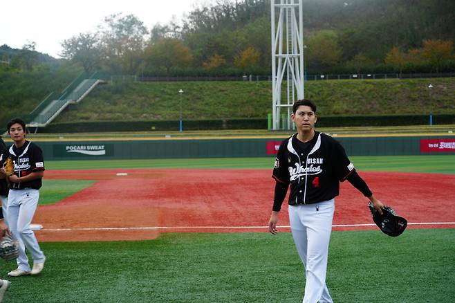 울산 웨일즈 유토가 18일 울산 문수구장에서 열린 삼성과 2026 울산-KBO Fall League 4번째 경기에서 승리투수가 됐다. 사진 | 울산 웨일즈