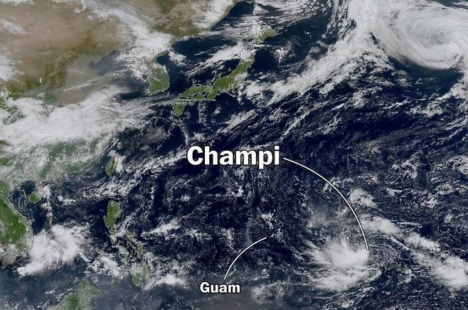 위성영상에서 포착된 제30호 태풍 ‘참피(CHAMPI)’의 모습. 워싱턴포스트 홈페이지 갈무리