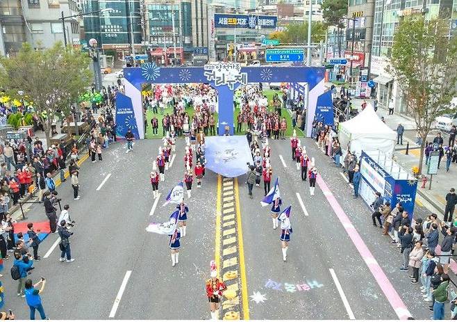 ‘제2회 양천가족 거리축제’ 거리퍼레이드 전경ⓒ양천구