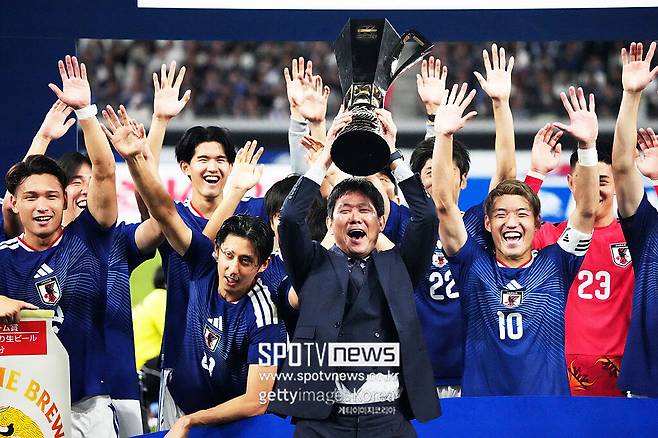 ▲ 일본 축구대표팀을 이끄는 모리야스 하지메(위 사진) 감독이 지휘봉을 내려놓은 뒤 유럽 무대에 도전할 가능성이 제기됐다.