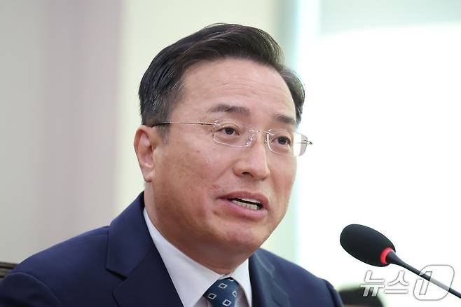 이정현 검찰총장 직무대행이 22일 서울 여의도 국회에서 열린 법제사법위원회의 공소청에 대한 국정감사에서 의원 질의에 답변하고 있다. 2026.10.22 ⓒ 뉴스1 신웅수 기자