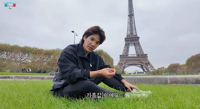 Creator Moonju, who appeared on JTBCs Talk Reporter 25, shared the situation in France, which has been thrown into chaos by large-scale protests.On the 20th, a video titled The Eiffel Tower is Still the Same... Protests and Looting That Shook France was uploaded to the YouTube channel Parisien II.In the video, Moonju began by saying, Recently, there has been a lot of talk that France is collapsing, facing catastrophe, and that it is all over.He mentioned the recent large-scale violent protests in France, stating, It was chaos a few days ago. An unprecedented protest took place in France with 800,000 demonstrators—including high school students, Yellow Vests (protesters against fuel price hikes), farmers, and even firefighters—gathering together. You have likely seen many videos of this on the news. Moon-ju stated, On the 17th, there was talk that France is ending, it is collapsing. Thousands of people told those who were not protesting to absolutely not come outside because it was dangerous. They even made provocative statements like, We will kill everyone, tear them apart, and burn them.He continued, On that day, high school students protested on the streets holding signs, explaining, The background of the students protests was the difficulties of the university admission process and the poor facilities.He added, The Yellow Vests next to them protested because they had no money, noting, The Yellow Vests primary point is the price of gasoline. For people in rural areas, it is practically impossible to live without a car. If the whole family has a job, they need a car and gasoline, dont they?He revealed that while the student and Yellow Vest protests proceeded peacefully, the appearance of casseurs (illegible police) caused the repercussions to escalate, resulting in restaurants, shops, and the city hall being set on fire, and police officers and citizens being assaulted. He claimed, 0.5% of the protesters committed this act. I wanted to convey that not all French people protest violently. 0.5% of the people caused hundreds of billions of won in damages.Moon-ju expressed his opinion, stating, I was born here myself, but I am so angry and saddened, and added, What happened on the 17th has become a decisive moment for next years presidential election in May.Meanwhile, Moon-ju is a creator who runs the YouTube channel Parisien II with 110,000 subscribers and gained recognition through appearances on shows such as JTBCs Talk Power 25 Hours.Photo = YouTube channel Parisien II