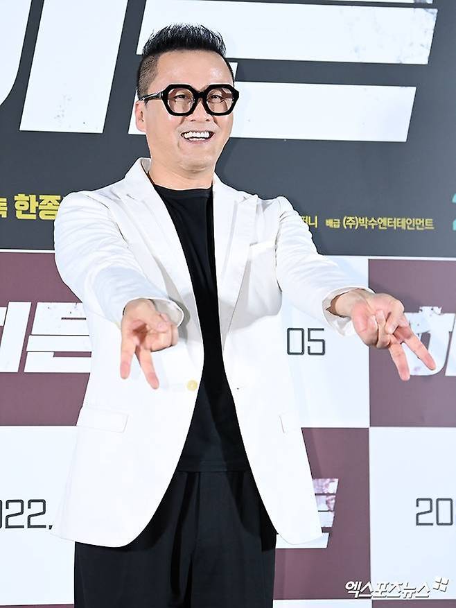 배우 공형진이 14년 만에 무대로 돌아온다.