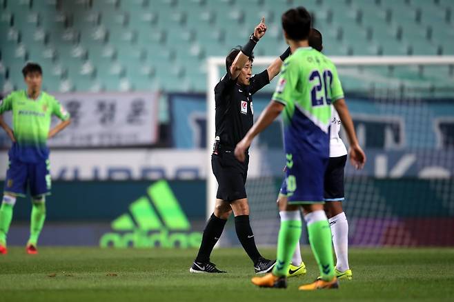 ▲ 전북-대구전에서 두 번의 VAR 골 취소가 있었다. ⓒ 한국프로축구연맹