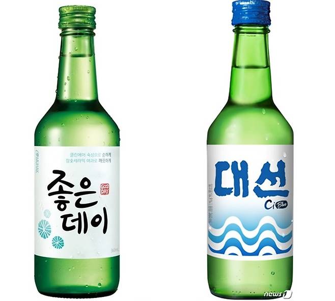 무학 '좋은데이'와 대선주조 '시원블루' © News1
