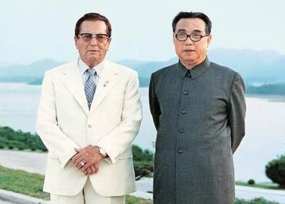 냉전기 돈독한 우호 관계를 유지했던 유고슬라비아연방의 티토 대통령(왼쪽)과 북한 김일성 주석