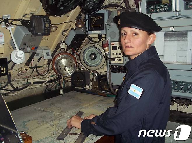 산후안함에 타고 있던 것으로 알려진 아르헨티나 첫 여성 잠수함 승조원 엘리아나 크라브지크. © AFP=뉴스1