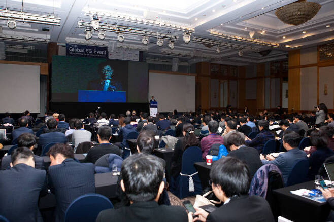 22일 열린 '글로벌 5G 이벤트'에서 한국과 중국, 일본, 미국, EU, 브라질 정부 5G 담당자가 각국 5G 준비 현황과 계획을 발표했다. 이들은 세계가 공통으로 사용하는 주파수 할당을 위해 노력하고 있다고 강조했다.