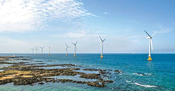탐라해상풍력발전은 한국남동발전과 두산중공업이 제주시 한경면 두모리에서 금등리 해역에 설치한 해상풍력발전단지이다. [사진 한국남동발전]