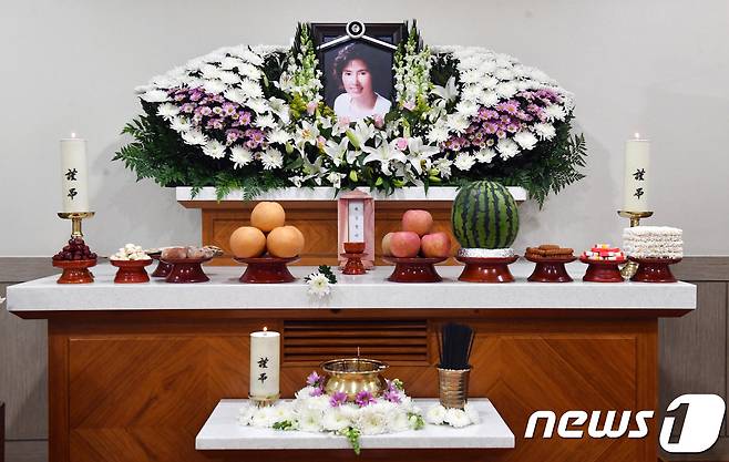 故 이미지(본명 김정미)의 빈소 (사진=사진공동취재단) 2017.11.28./뉴스1 © News1 권현진 기자