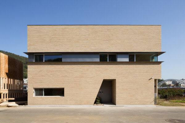 백토벽돌이 사용된 경기도의 한 주택. /제이아키브 제공