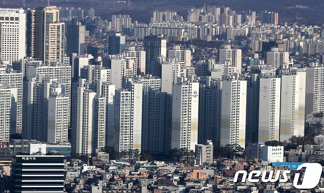 서울 송파구 잠실의 한 아파트단지의 모습. © News1 구윤성 기자