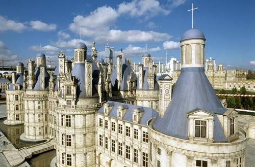 경기도 부천시 원미구 상동에 위치한 아인스월드 미니어처 테마파크에 프랑스의 샹보르성 모형이 전시되어 있다(김주형 기자)