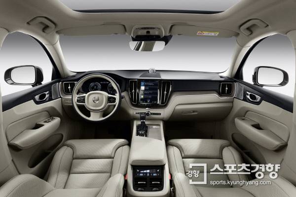 볼보자동차, ‘더 뉴 XC60’ 내부 인테리어