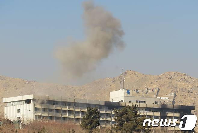 아프가니스탄 수도 카불에서 23일(현지시간) 자살폭탄 공격이 발생했다. <자료사진> © AFP=뉴스1